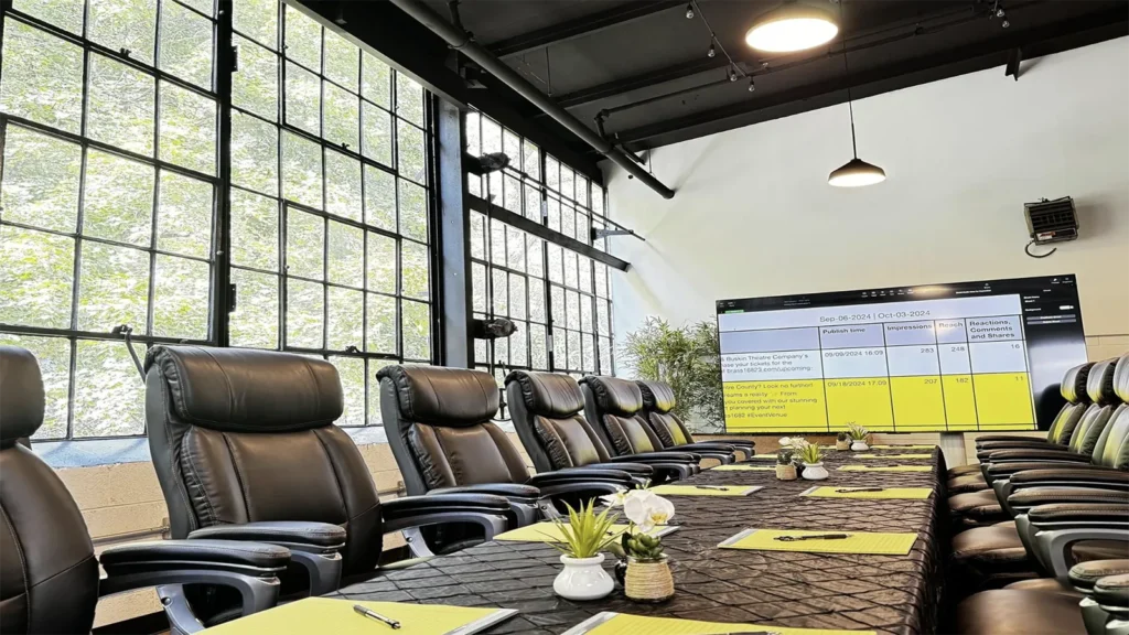 Diecast Business Room 16x9